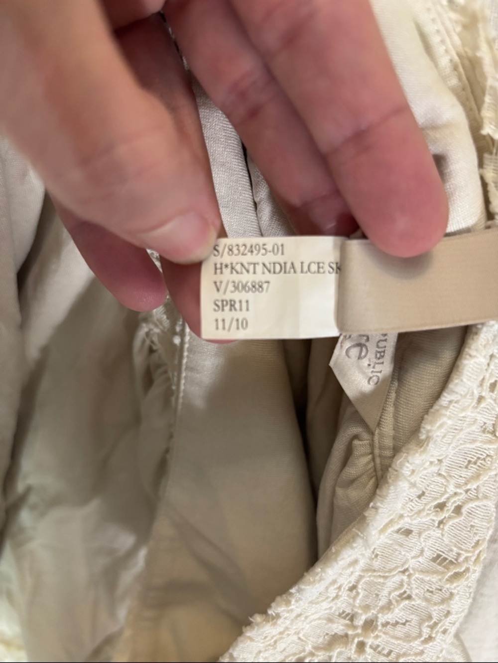 Banana Republic Heritage 100% Silk Tiered Ruffle Skirt Size 6 Cream Boho - Picture 4 of 10